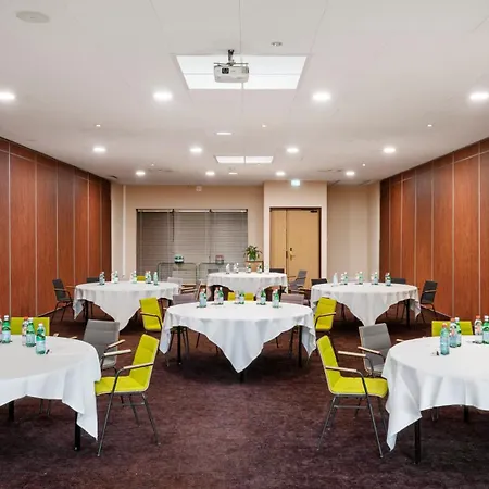 Residhome Paris Sénart Appart hôtel 4*
