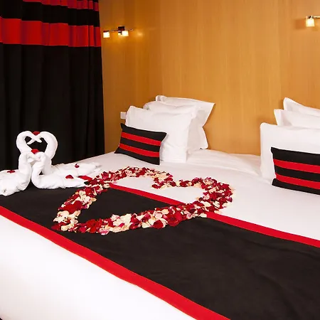 Residhome Paris Senart 4*