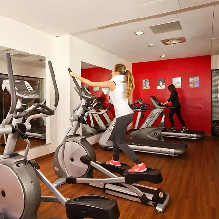 Residhome Paris Senart 4*