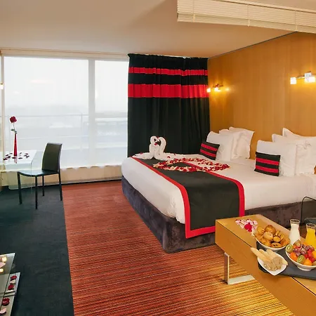 Appart hôtel Residhome Paris Sénart 4*